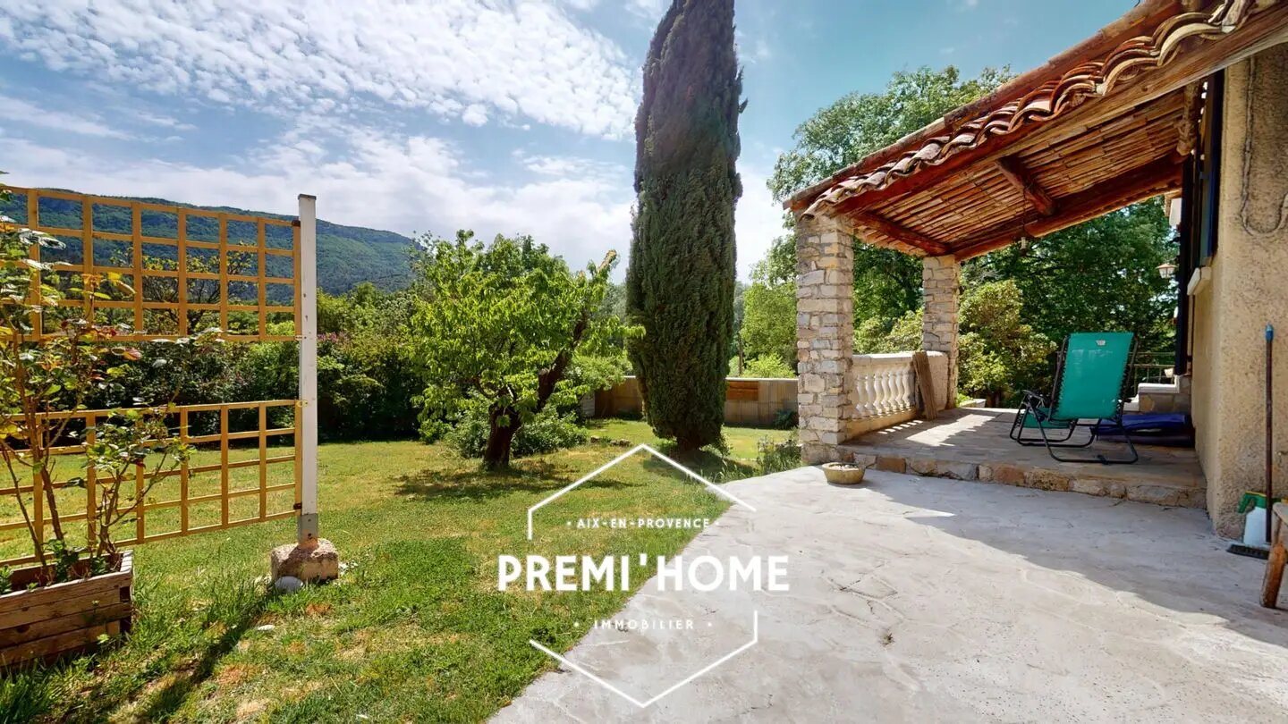 Maison à vendre, 165m², Mazaugues