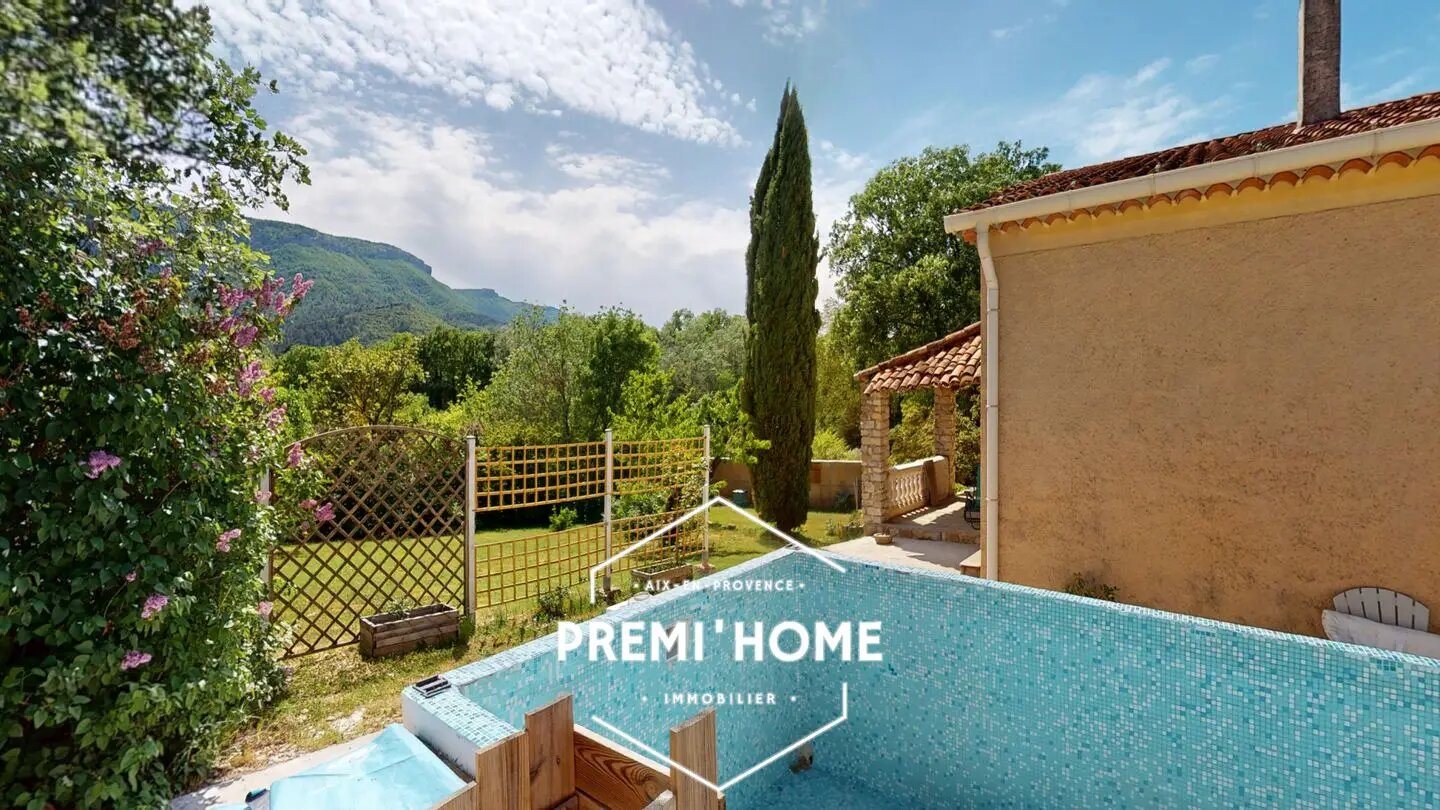 Maison à vendre, 165m², Mazaugues