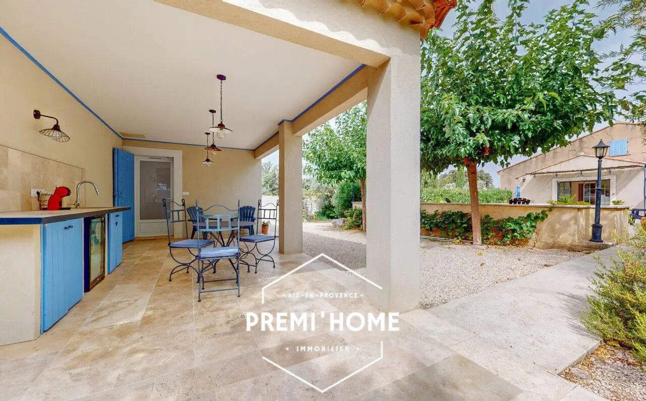 Maison à vendre, 175m², Aureille