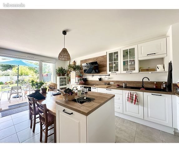 Maison à vendre, 82m², Lunel