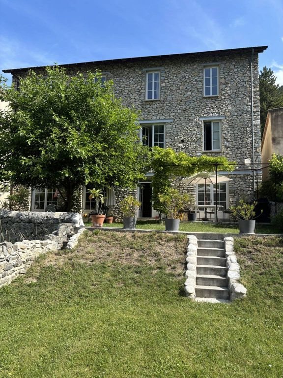 Maison à vendre, 208m², Châtillon-en-Diois