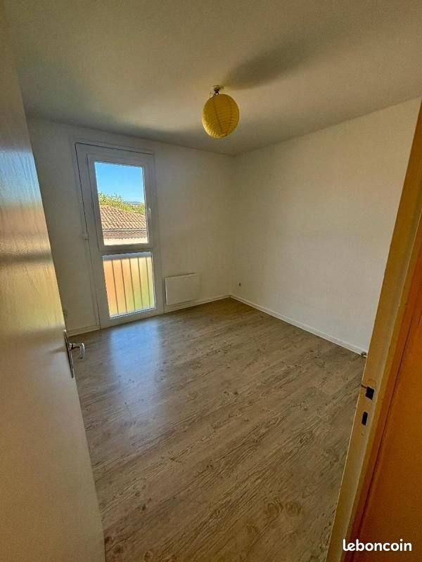 Appartement à louer, 72m², Crest