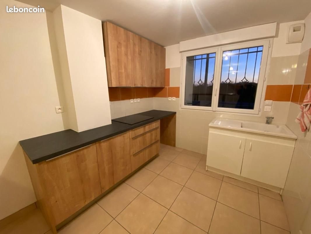 Maison à louer, 101m², Livron-sur-Drôme