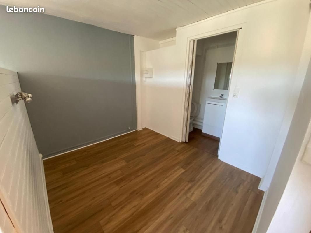 Appartement à louer, 23m², Crest