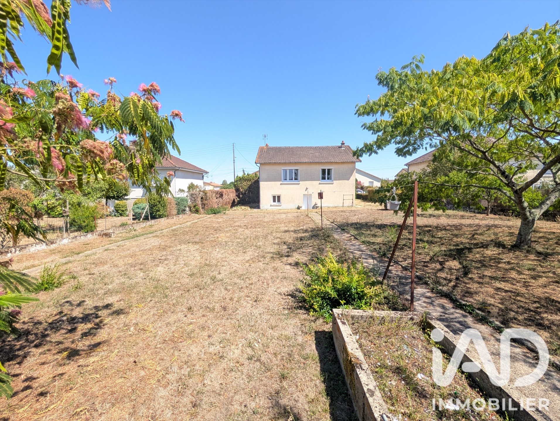 Maison à vendre, 75m², Lussac-les-Châteaux