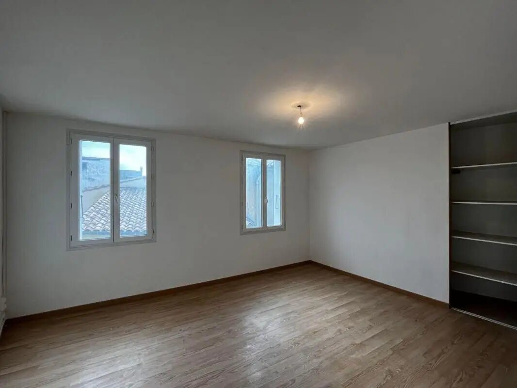 Maison à louer, 107m², Pexiora