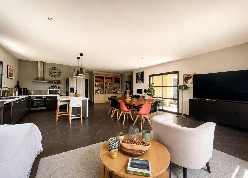Maison à vendre, 207m², Pezens
