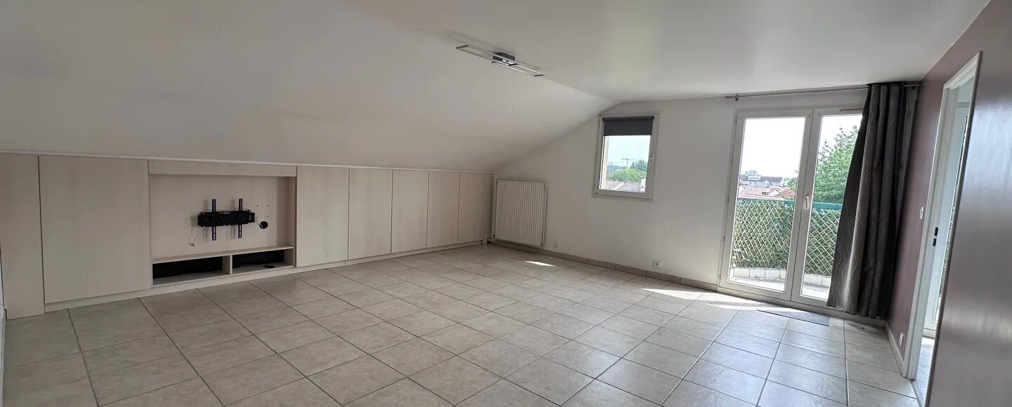 Appartement à vendre, 77m², Evry