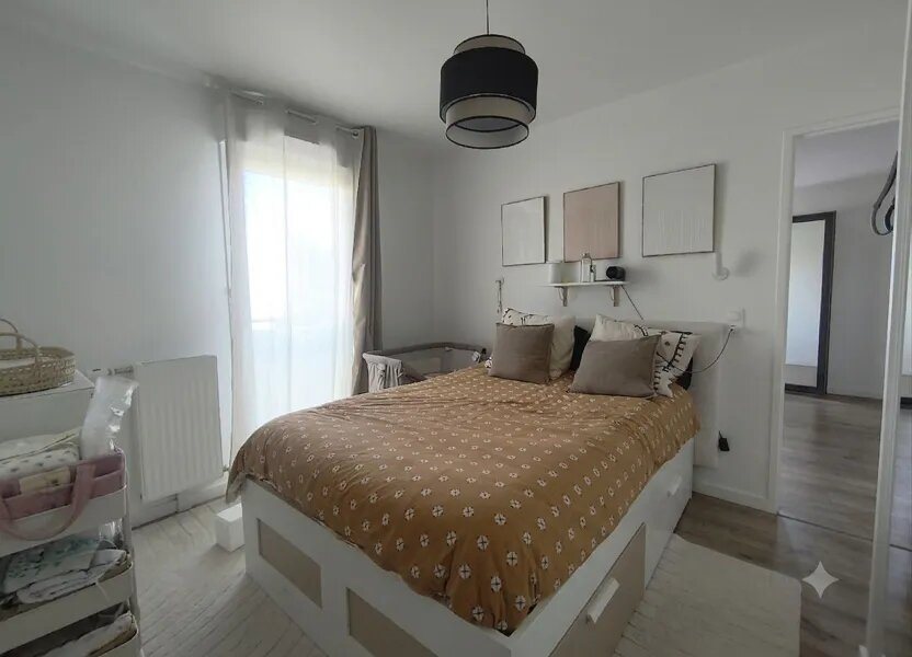 Appartement à louer, 41m², Évry-Courcouronnes