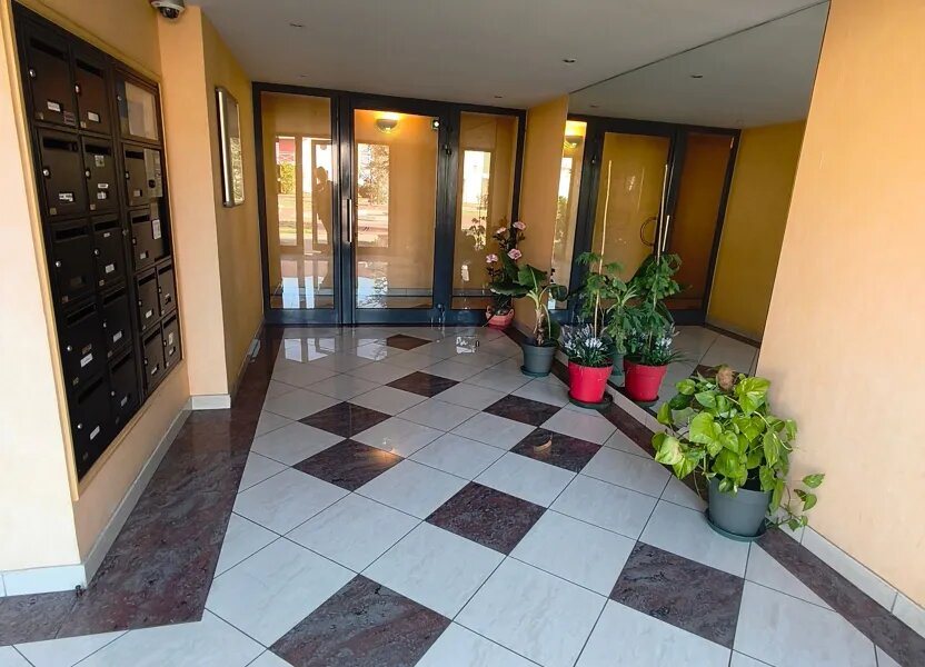Appartement à louer, 51m², Le Coudray-Montceaux