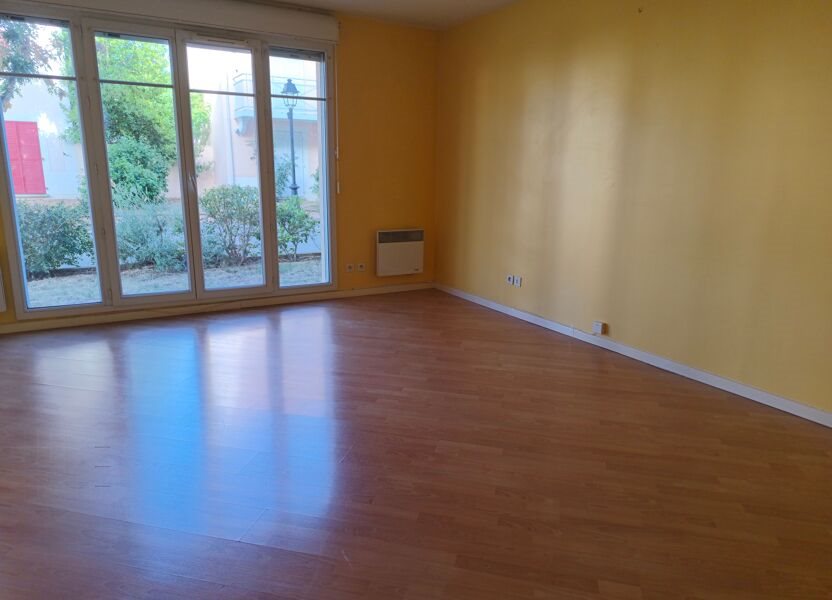 Appartement à louer, 51m², Le Coudray-Montceaux