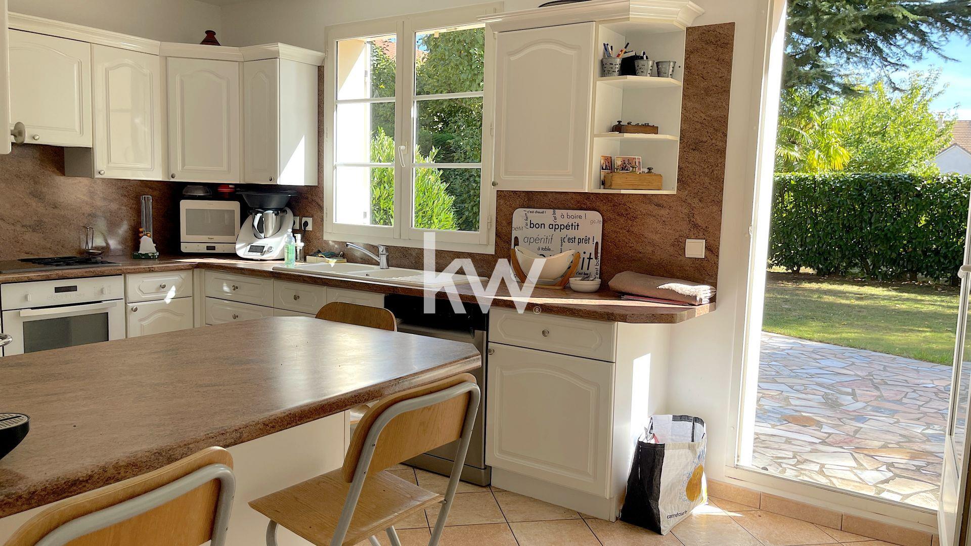 Maison à vendre, 202m², Mennecy
