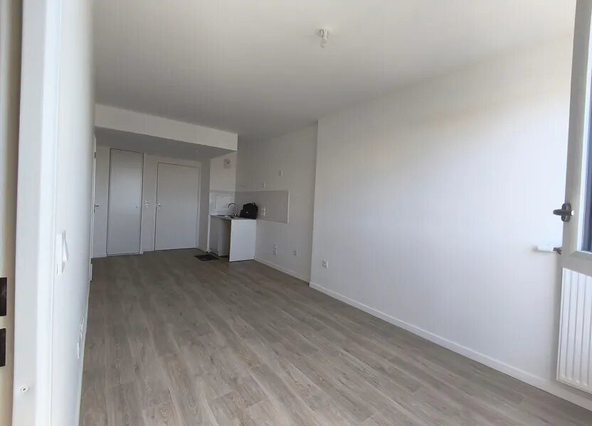 Appartement à louer, 38m², Courcouronnes