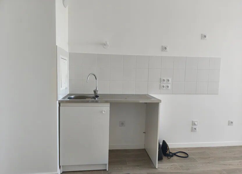 Appartement à louer, 38m², Courcouronnes
