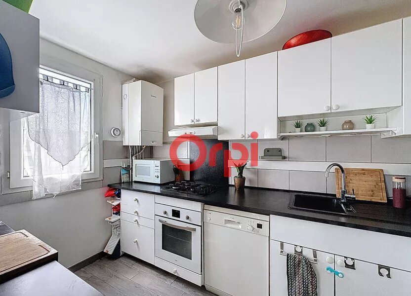 Appartement à vendre, 61m², Évry-Courcouronnes