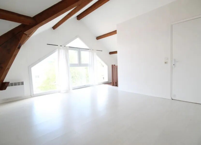 Appartement à louer, 49m², Le Coudray-Montceaux