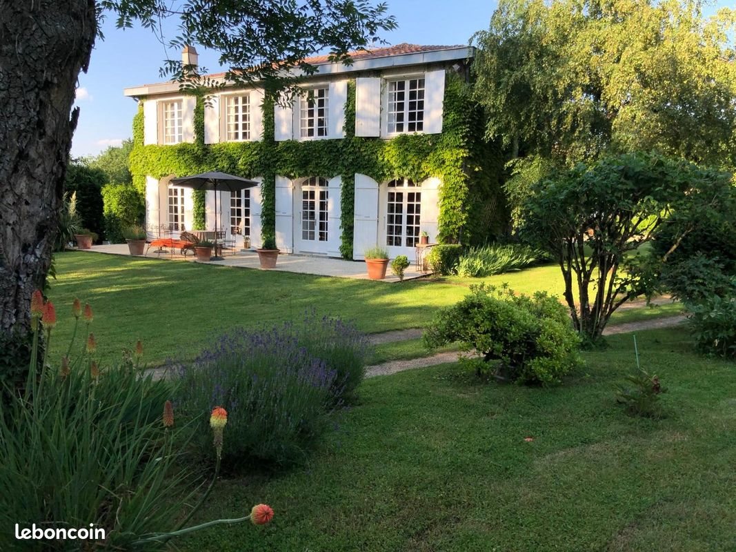 Maison à vendre, 198m², La Crèche