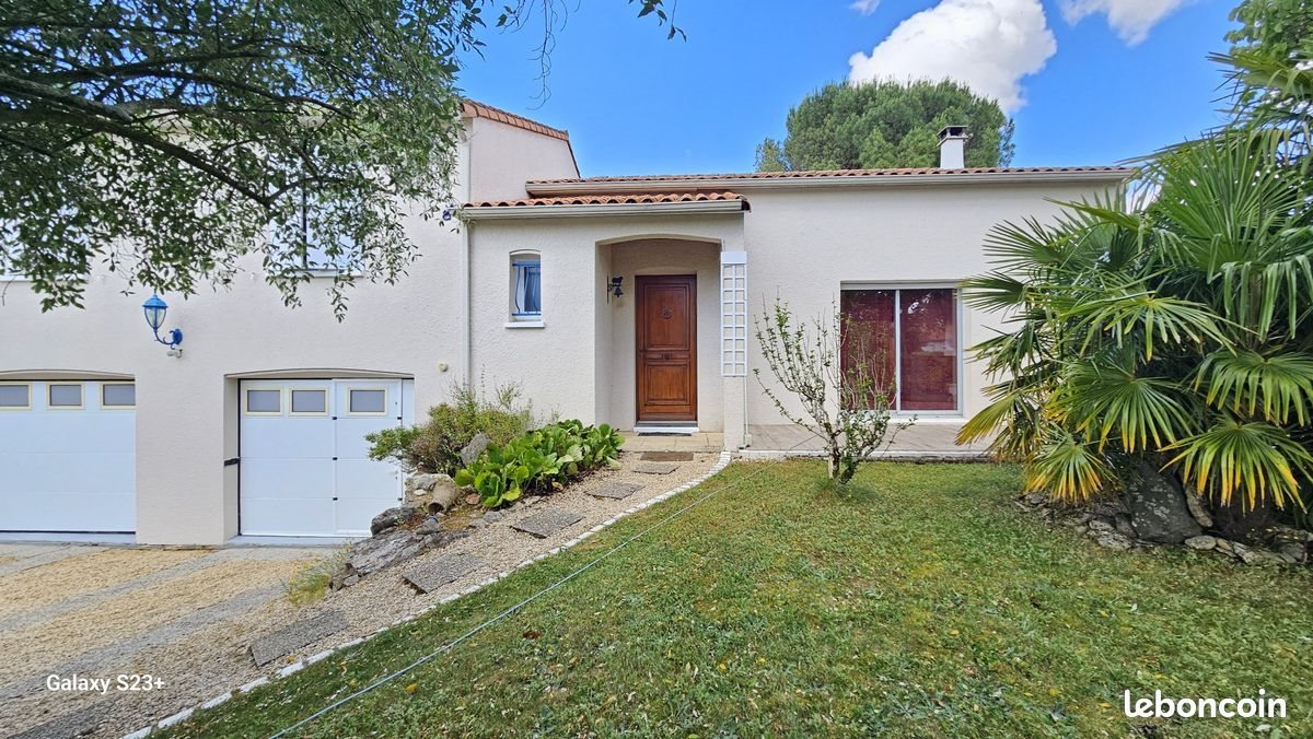 Maison à vendre, 145m², Aiffres