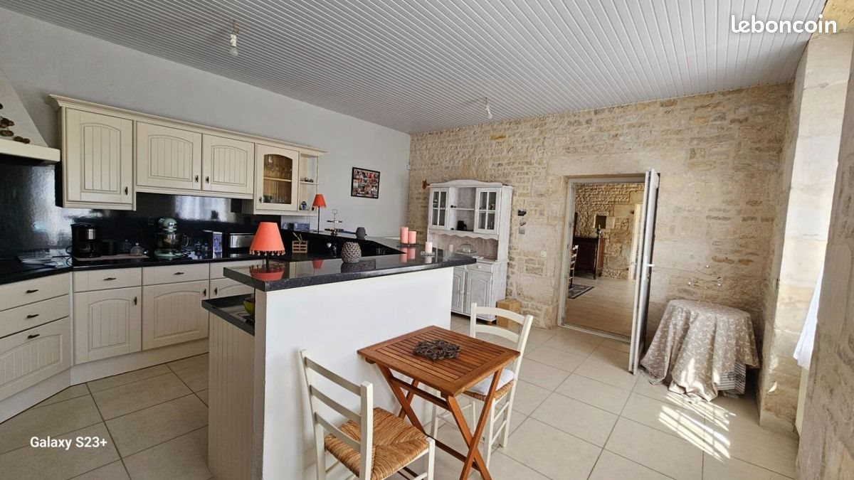 Maison à vendre, 400m², Aiffres