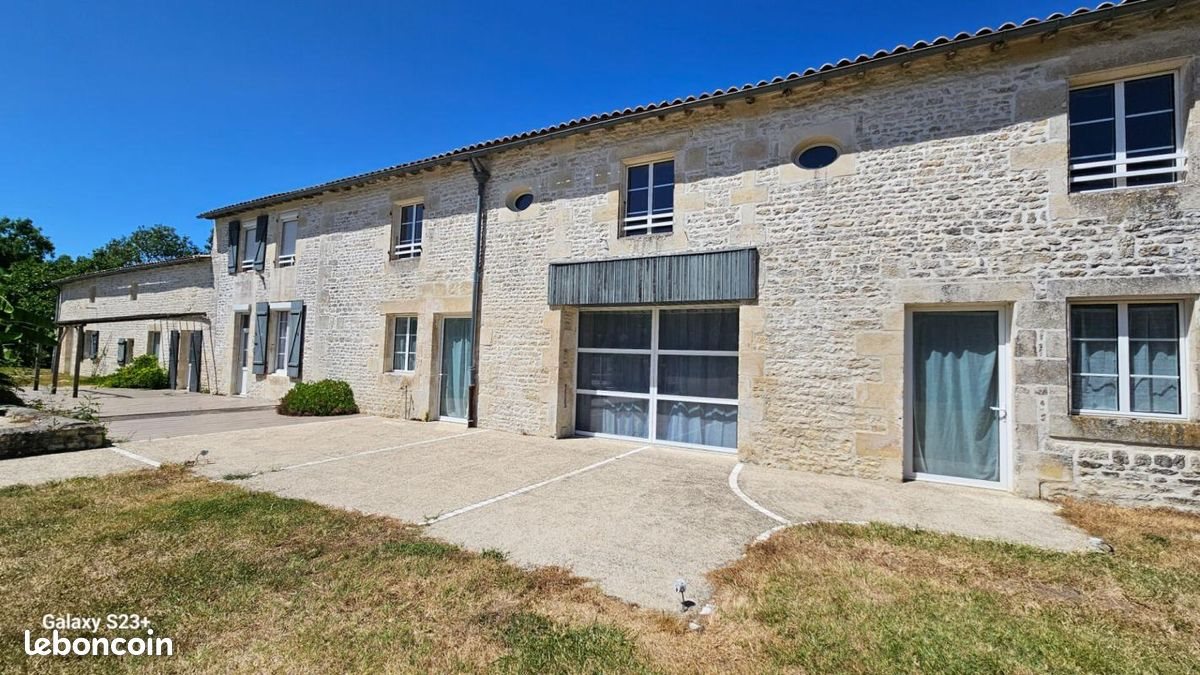 Maison à vendre, 400m², Aiffres