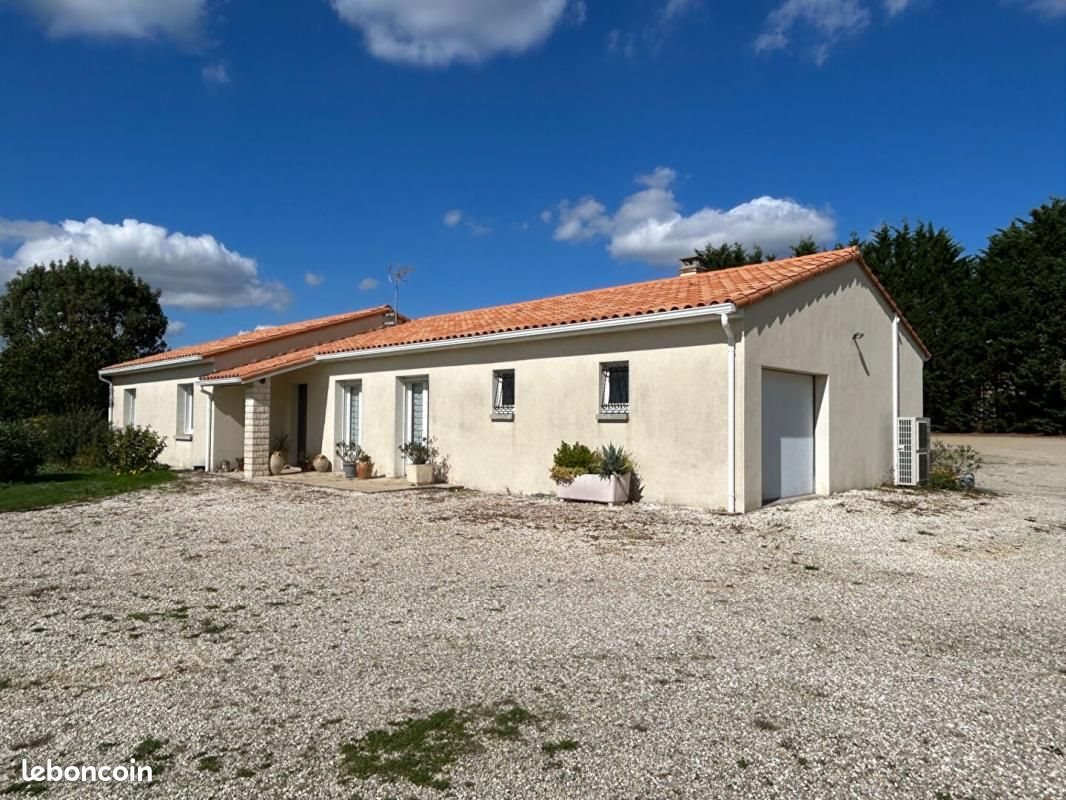 Maison à vendre, 133m², Aiffres