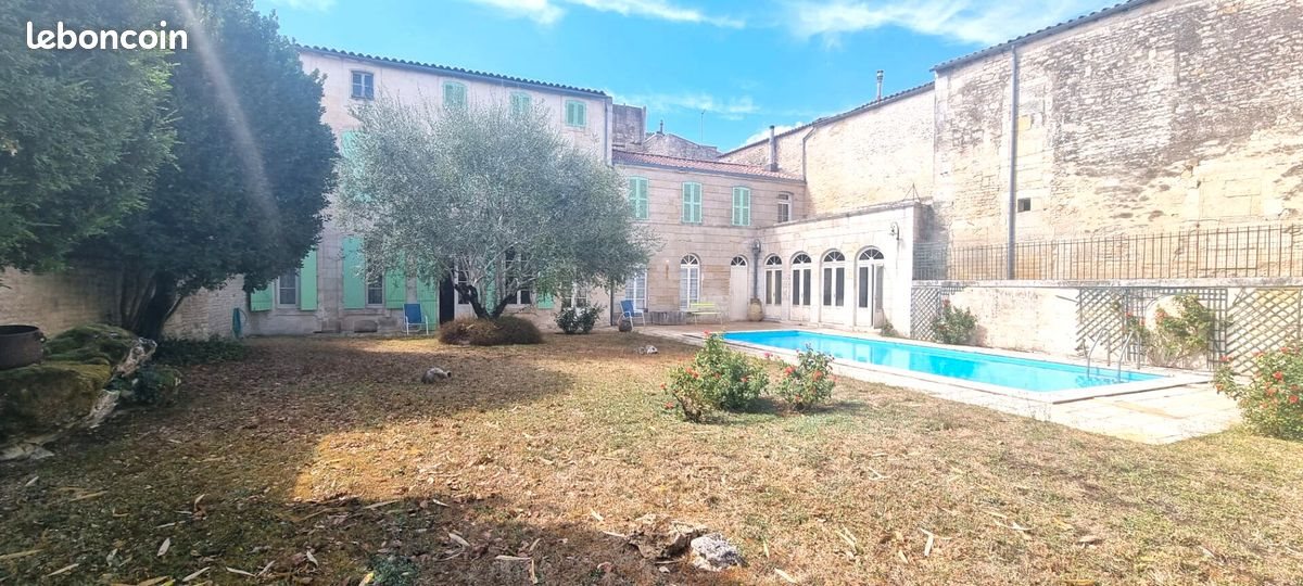 Maison à vendre, 327m², Niort