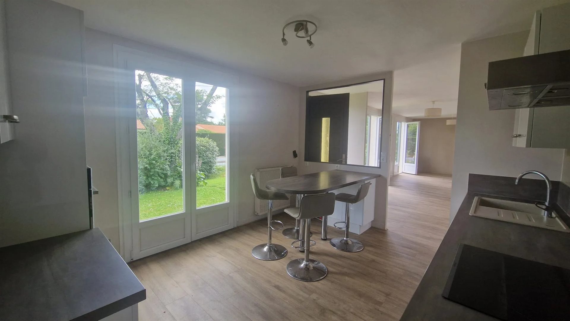 Maison à vendre, 130m², La Crèche