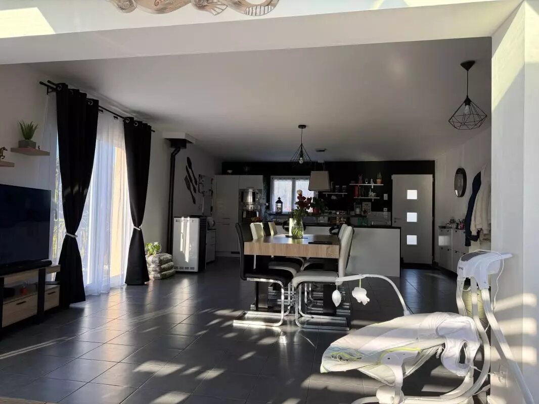 Maison à vendre, 126m², Saint-Jouin