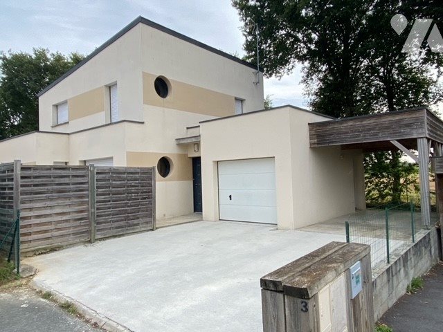Maison à louer, 117m², Pleumeleuc