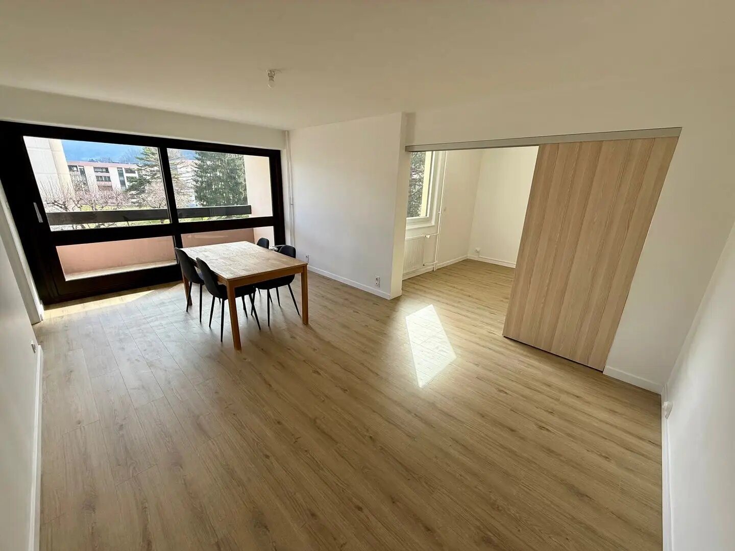 Appartement à louer, 79m², Faverges