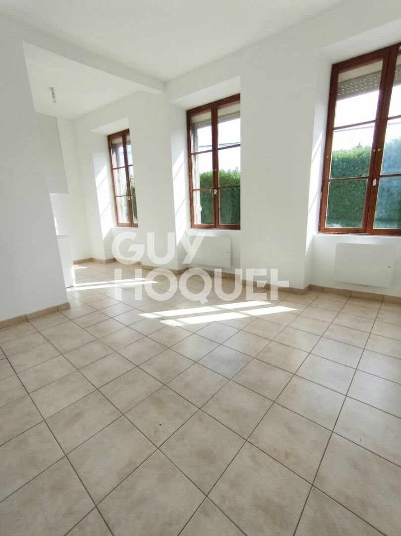 Appartement à louer, 35m², Ivry-la-Bataille