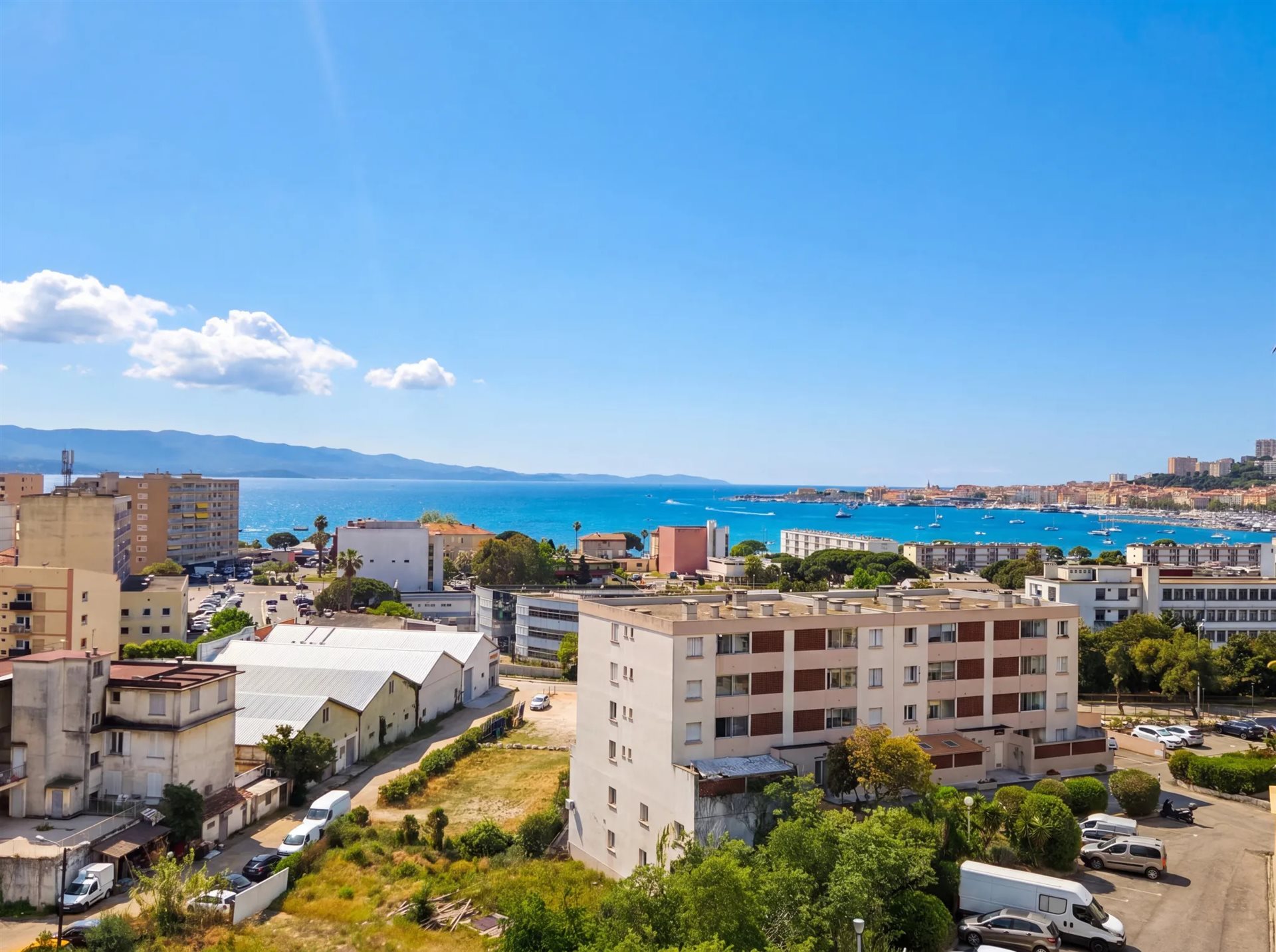 Appartement à vendre, 93m², Ajaccio