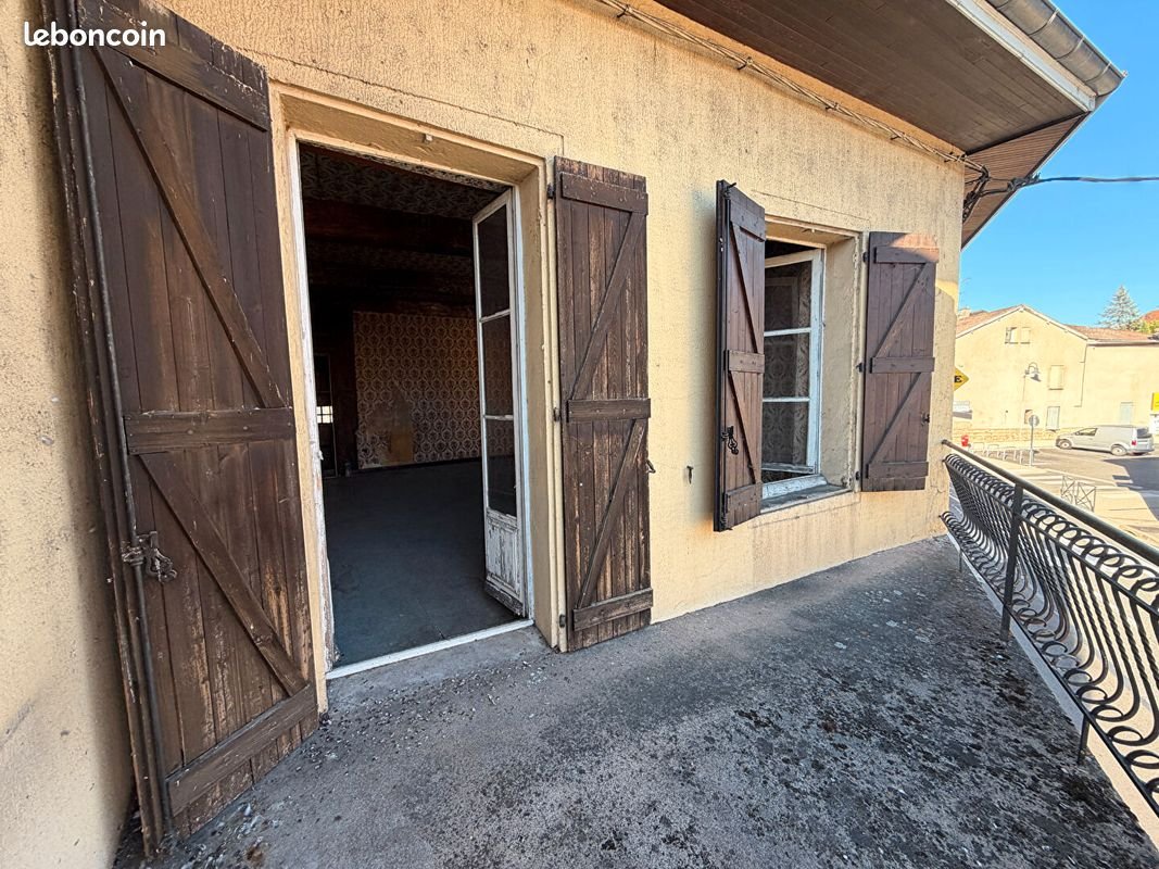 Maison à vendre, 216m², Neuville-les-Dames