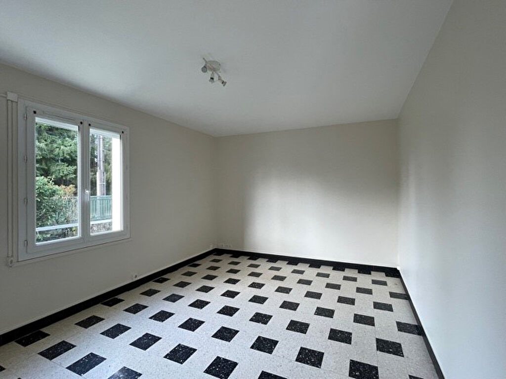 Maison à louer, 76m², Loury