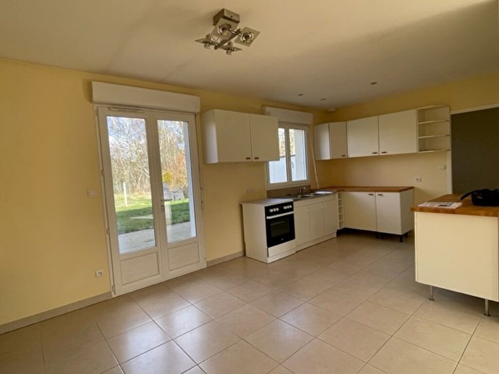 Maison à louer, 90m², Chilleurs-aux-Bois