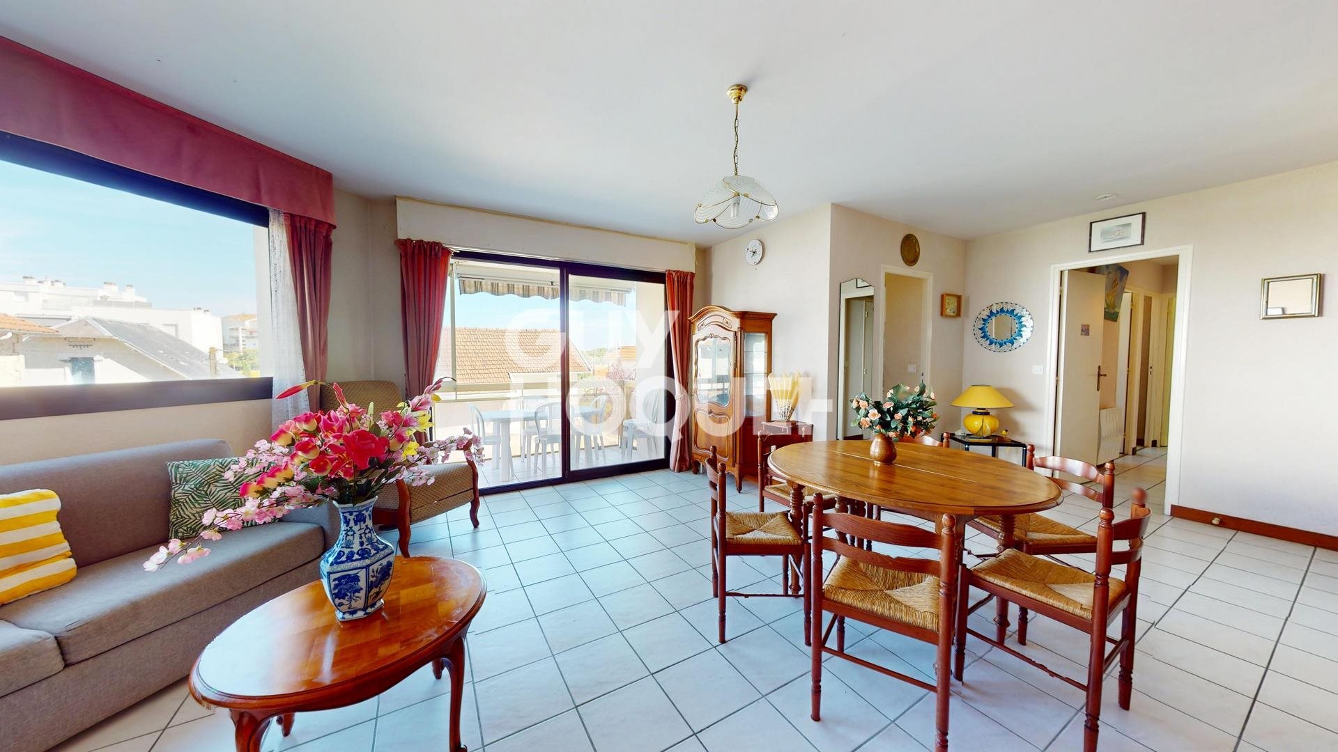 Appartement à vendre, 63m², Royan