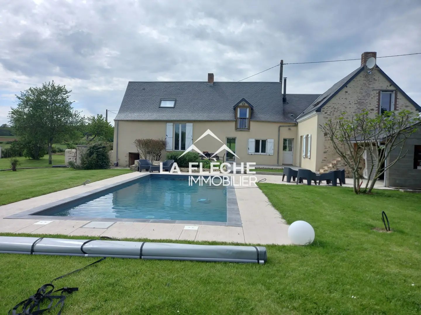Maison à vendre, 158m², Luché-Pringé
