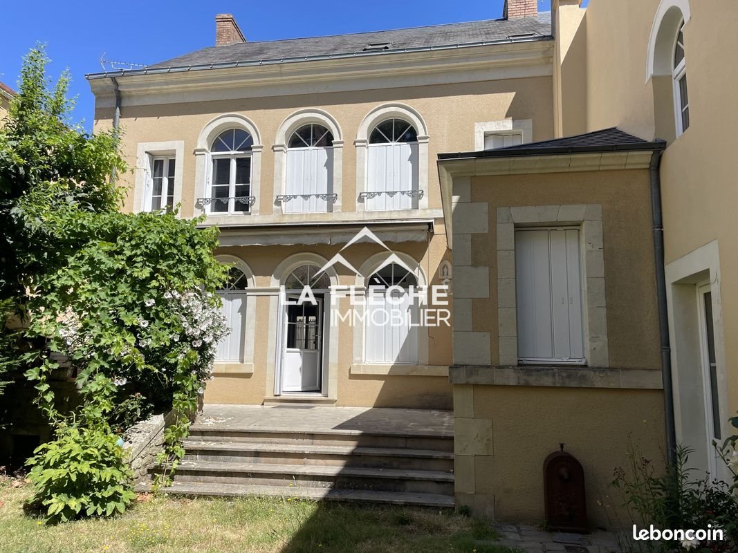 Maison à louer, 153m², La Flèche