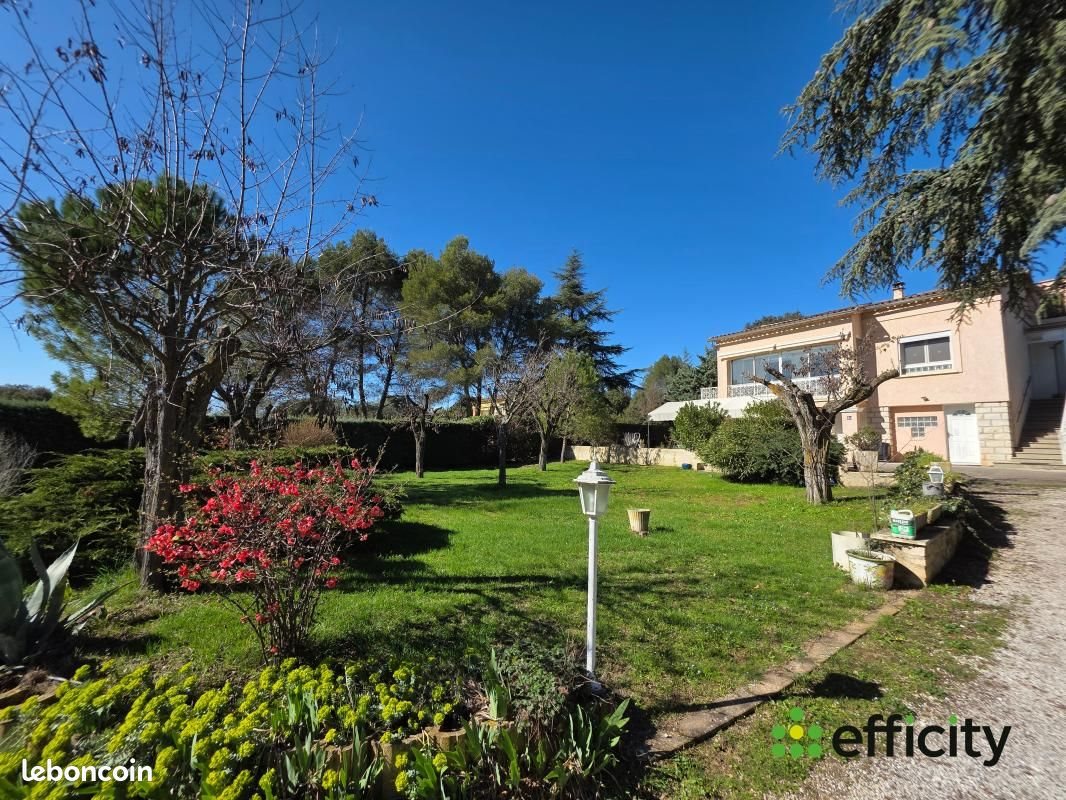Maison à vendre, 150m², Oraison