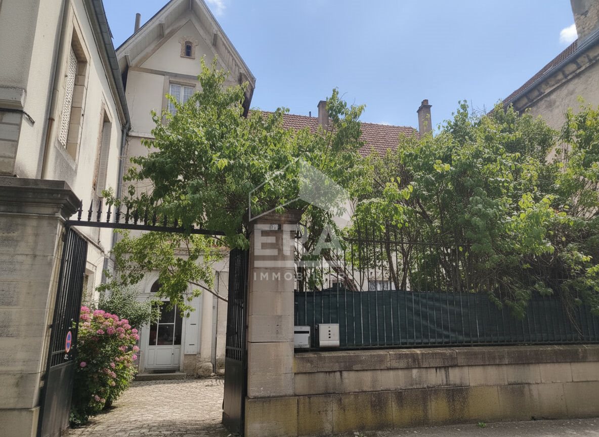 Maison à vendre, 206m², Vesoul