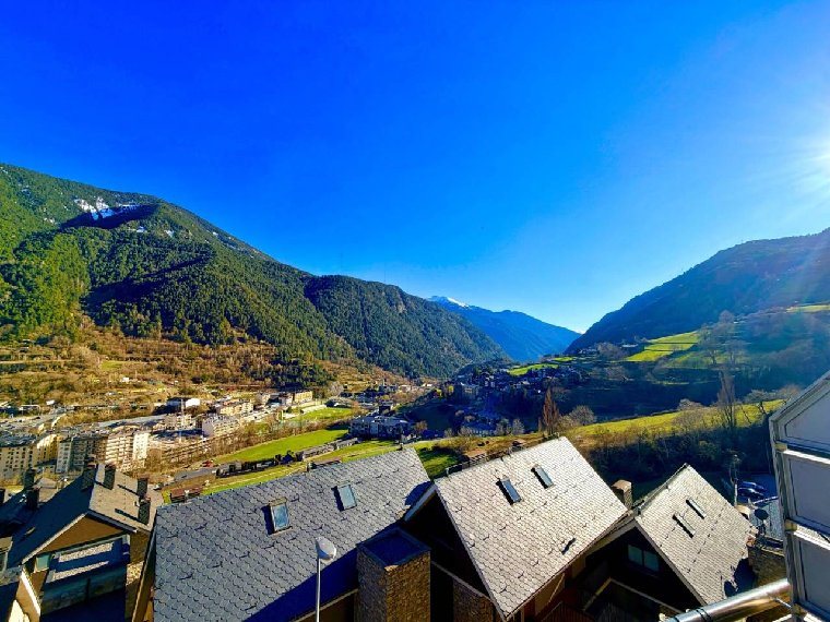 Attique 2 chambres à vendre à Vila, Encamp · 2 sur 45