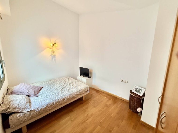 Attique 2 chambres à vendre à Vila, Encamp · 3 sur 45