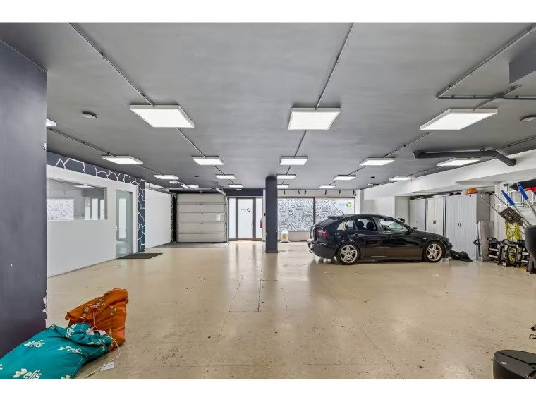 Commercial premises for sale in Escaldes-Engordany · 2 of 3