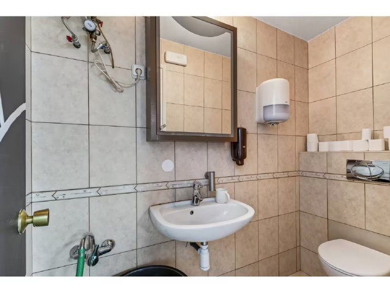 Commercial premises for sale in Escaldes-Engordany · 3 of 3