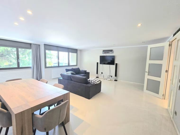 3-bedroom flat for sale in Escaldes-Engordany · 2 of 60