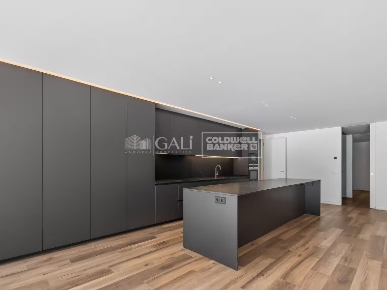 3-bedroom property for sale in Andorra la Vella · 2 of 3