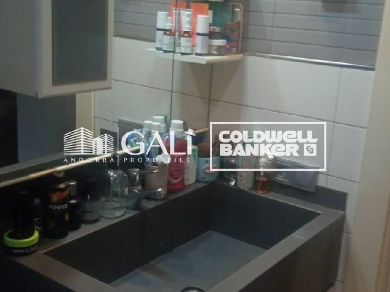 3-bedroom flat for sale in Encamp · 3 of 3