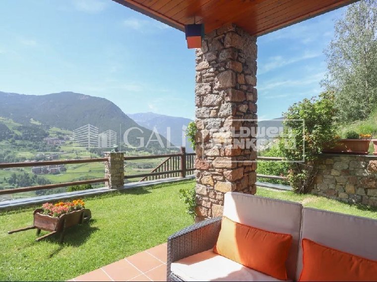 5-bedroom house for sale in Canillo · 2 of 60