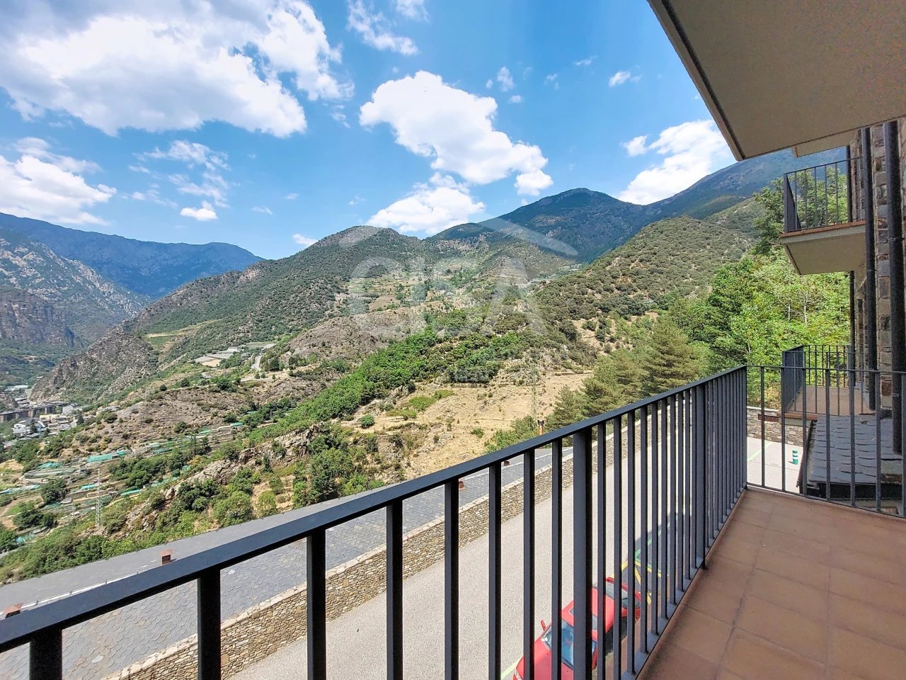 4-bedroom property for sale in Sant Julià de Lòria · 2 of 3