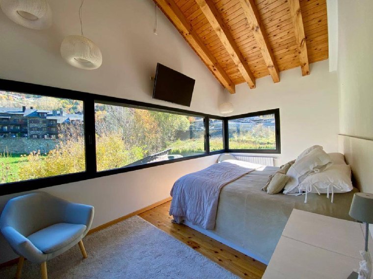 Xalet de 5 habitacions en venda a Ordino · 50 de 60